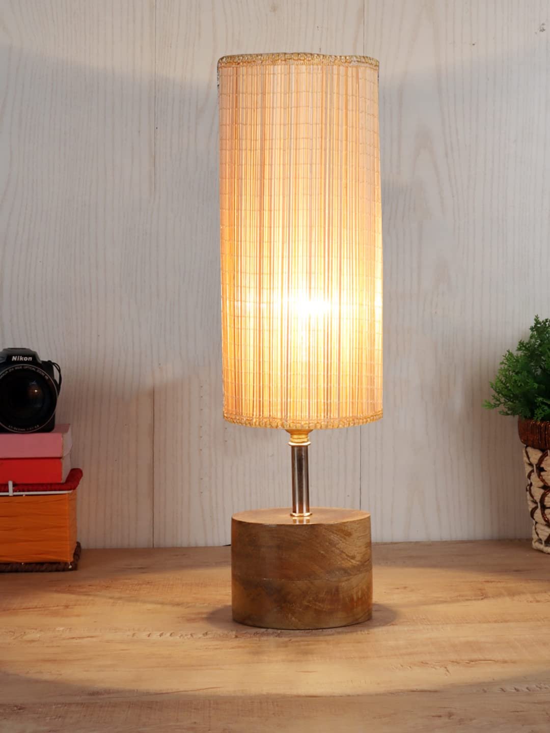 Bamboo Shade with with Wood lamp Base .(KK13)