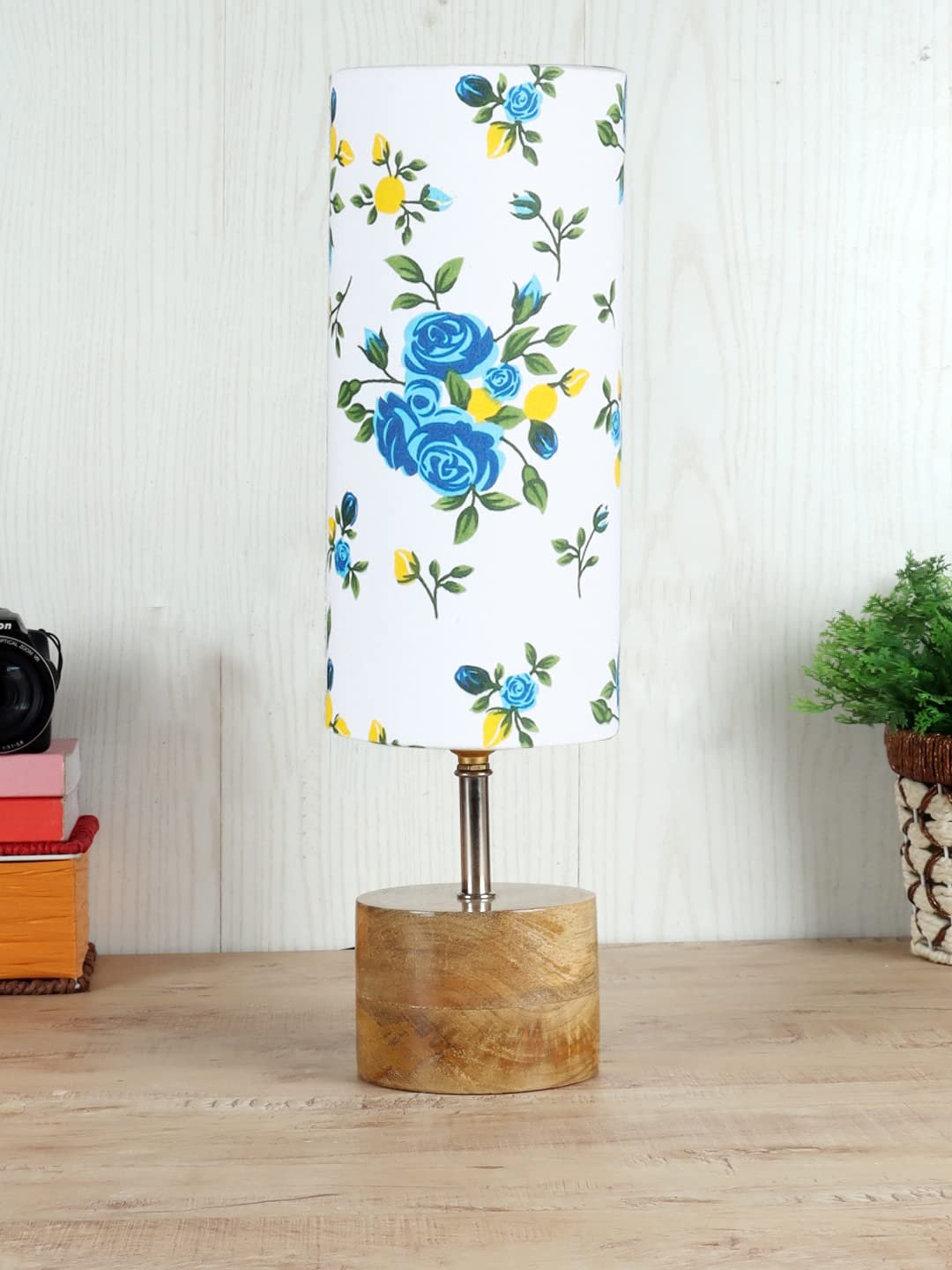 Multicolor Cotton Shade with Wood lamp Base(45)