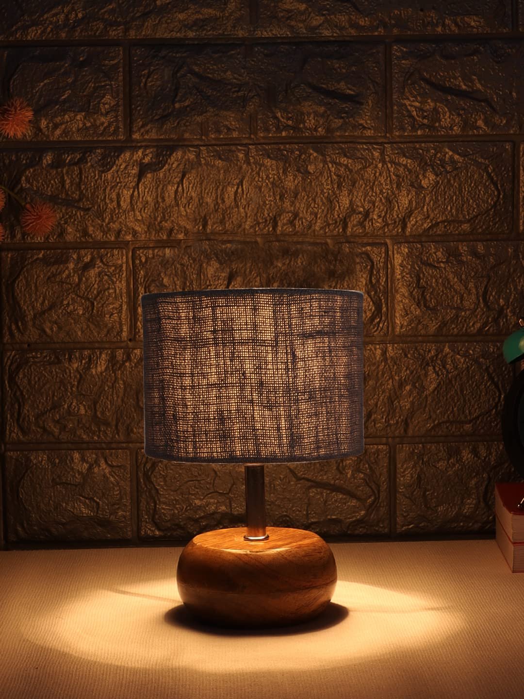 Grey Jute Shade with with Wood lamp Base .(JH87)
