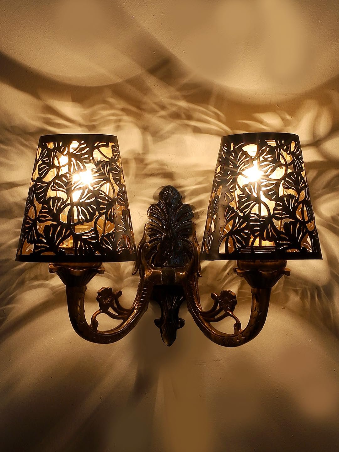 New Era 06 Light Chandelier with Etching Shades (ENG02)