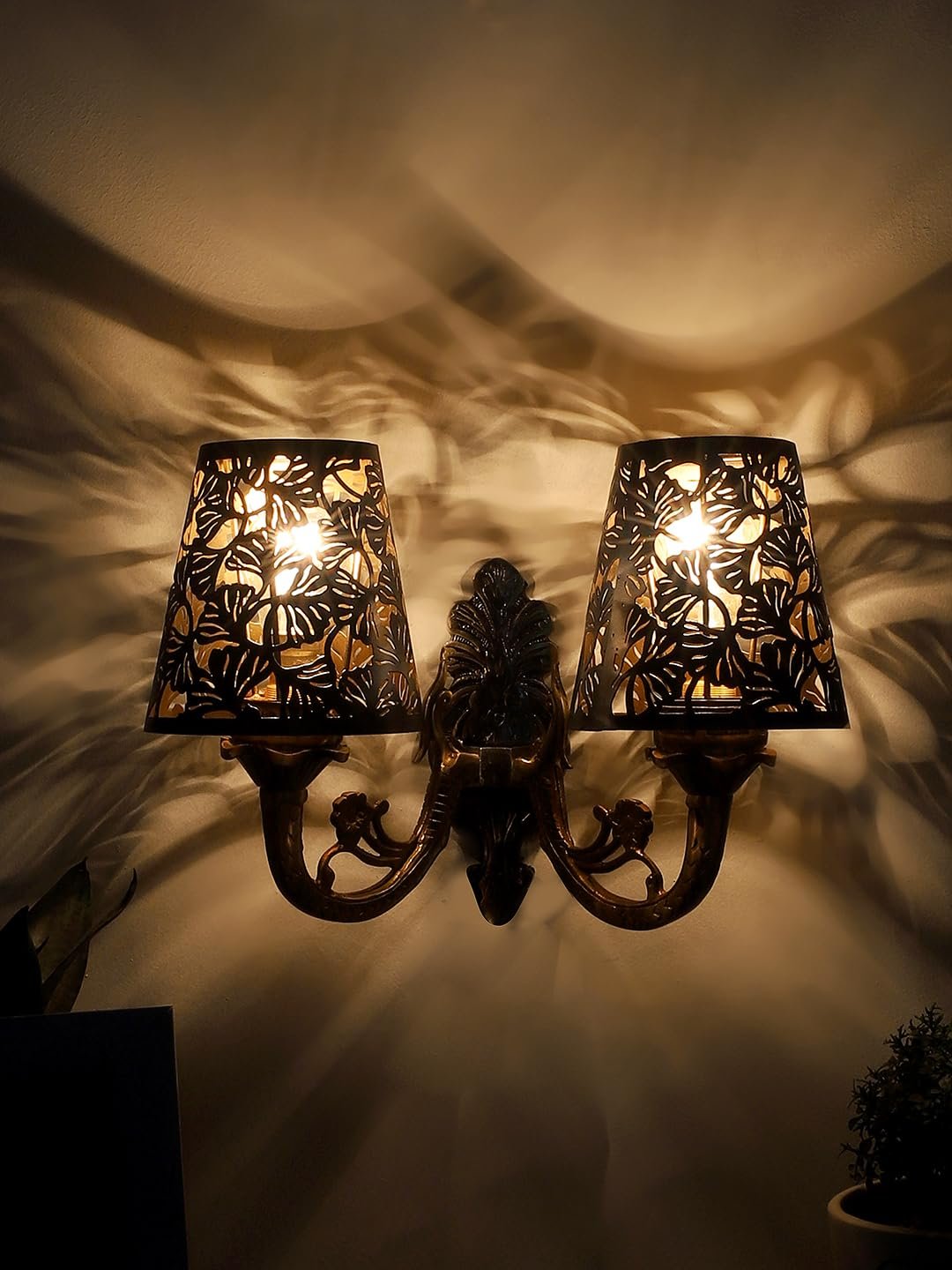 New Era 06 Light Chandelier with Etching Shades (ENG02)