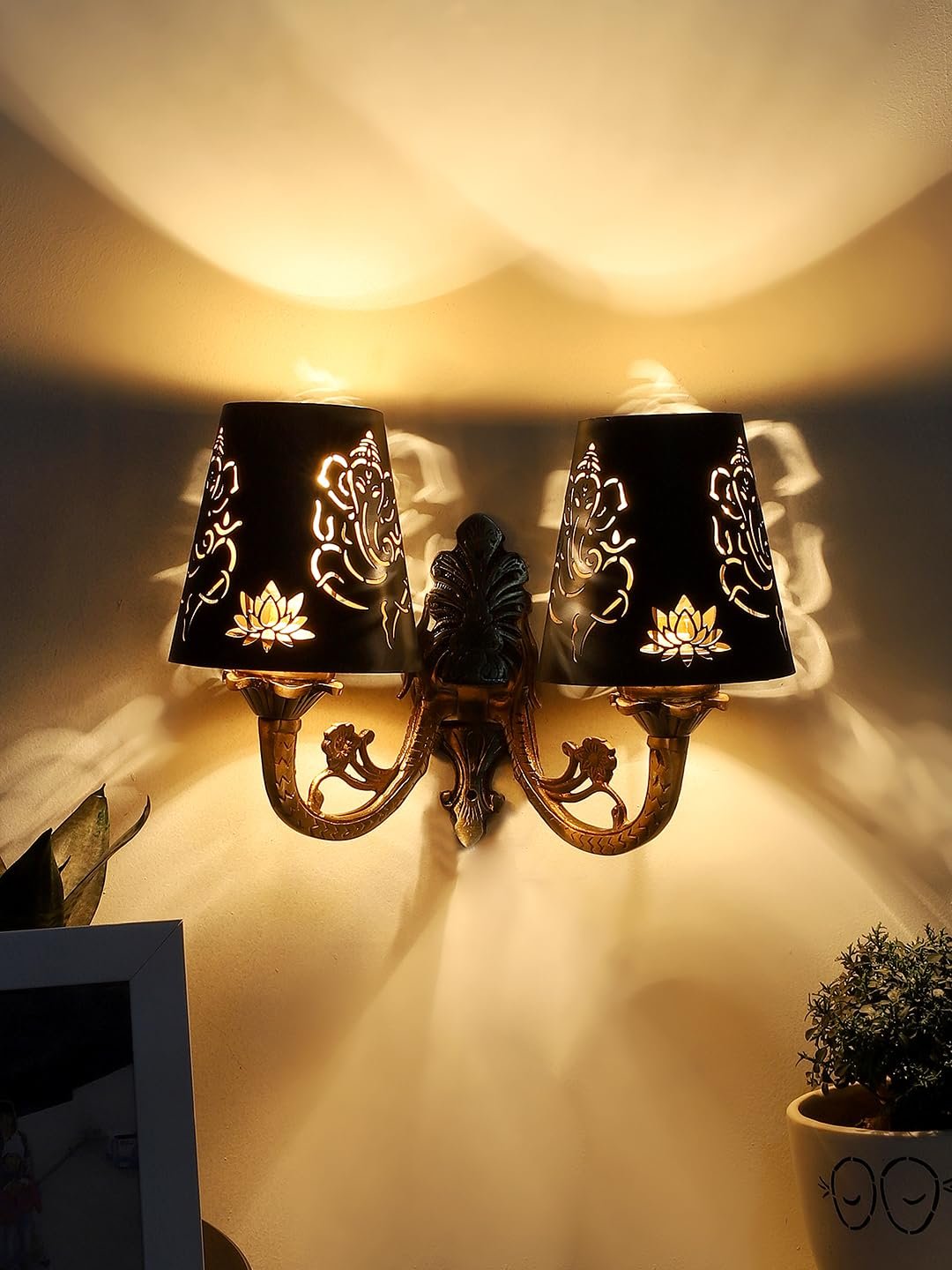 New Era 06 Light Chandelier with Etching Shades (ENG03)