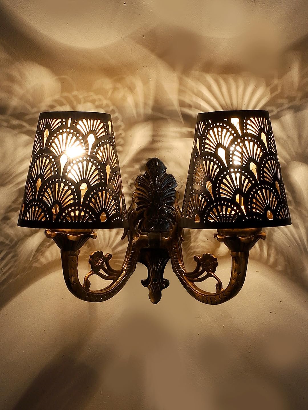 New Era 06 Light Chandelier with Etching Shades (ENG04)