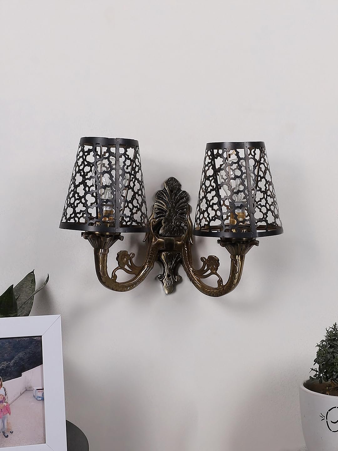 New Era 06 Light Chandelier with Etching Shades (ENG)