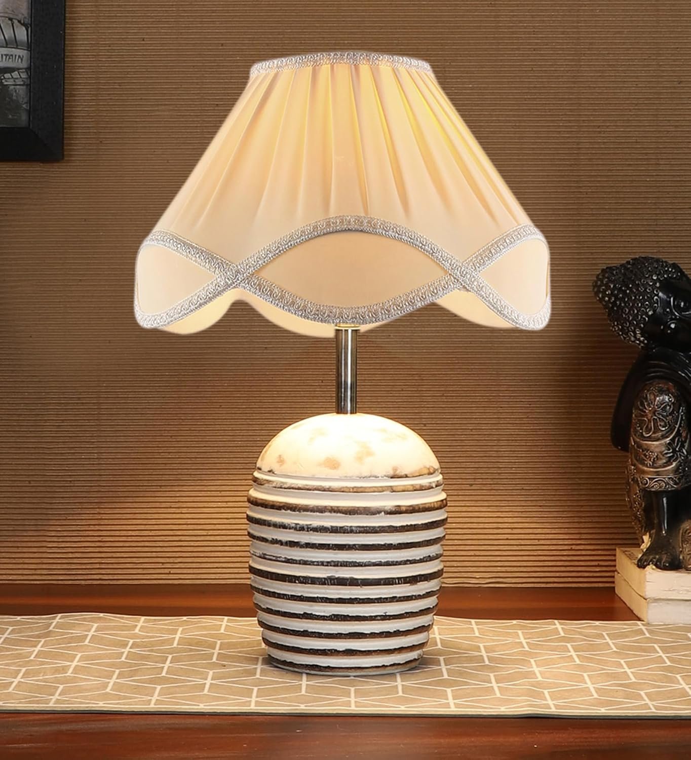 Vintage Off-White Shade with Round Wood White Brushed (12x16) inches -24