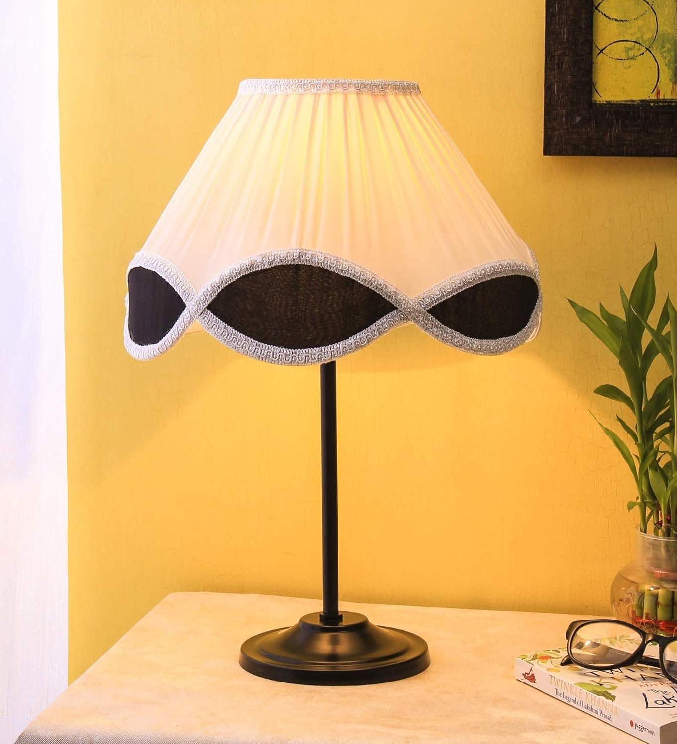 Vinatge Off-White Cotton Iron Table lamp (12x17) Inches -36