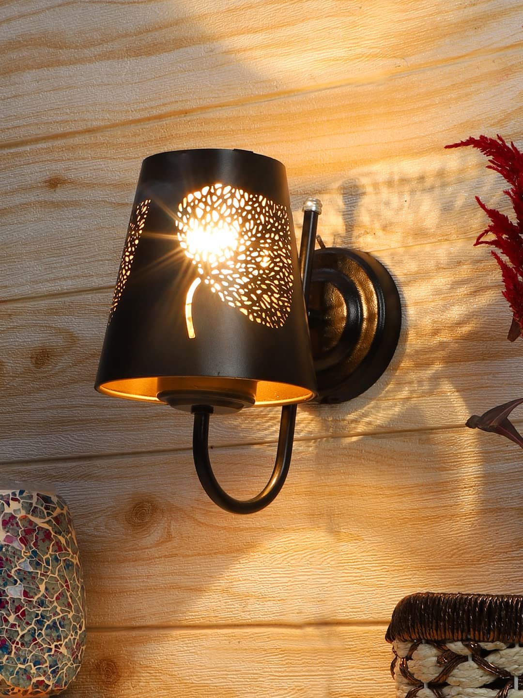 Multicolor Wall Lamp | Elegant Metal Material | Stylish Ambient Light for Home, Office, Living Room, Bedroom, Hallway | Modern Decorative Wall Sconce - Model IT11
