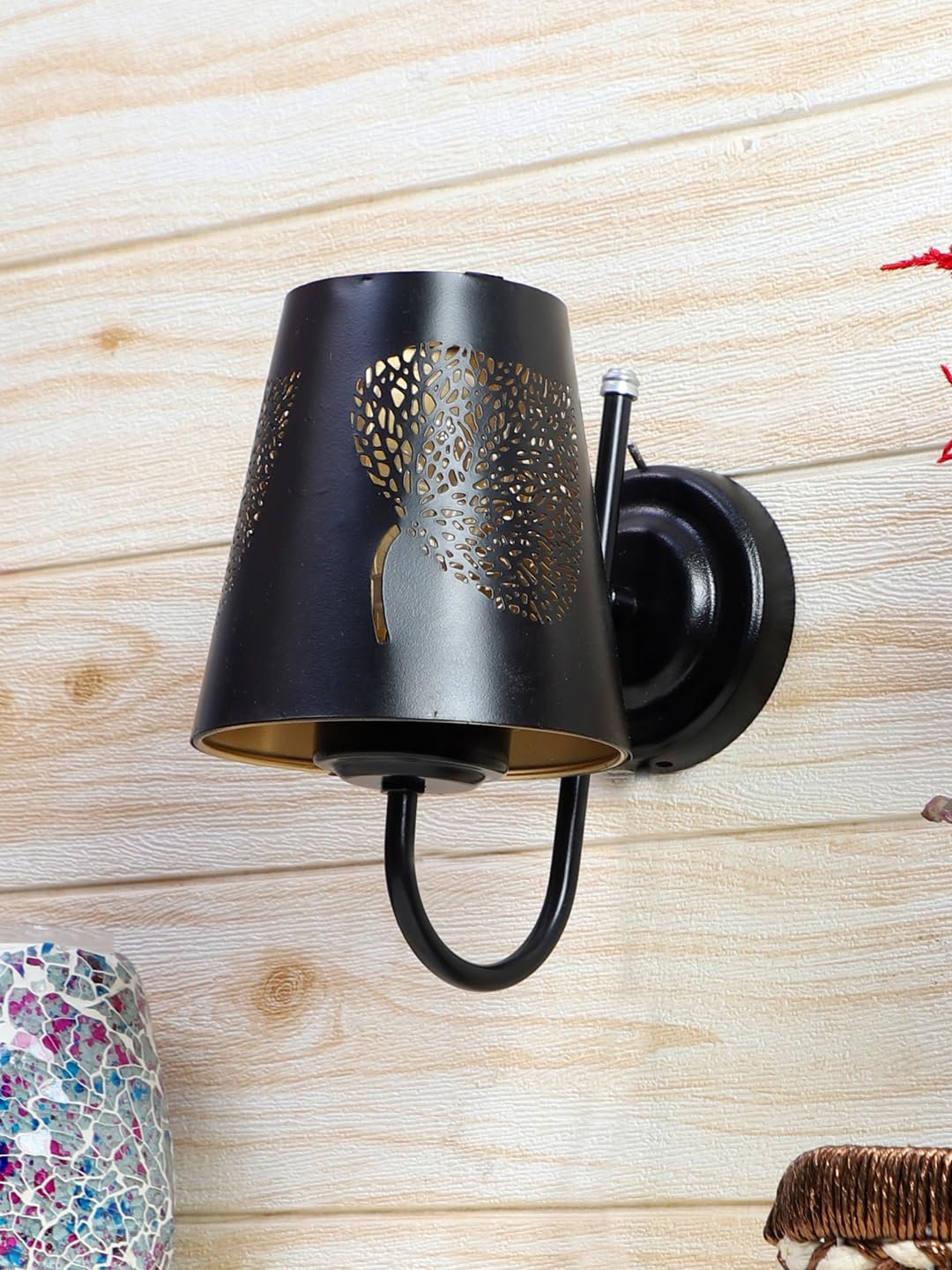 Multicolor Wall Lamp | Elegant Metal Material | Stylish Ambient Light for Home, Office, Living Room, Bedroom, Hallway | Modern Decorative Wall Sconce - Model IT11