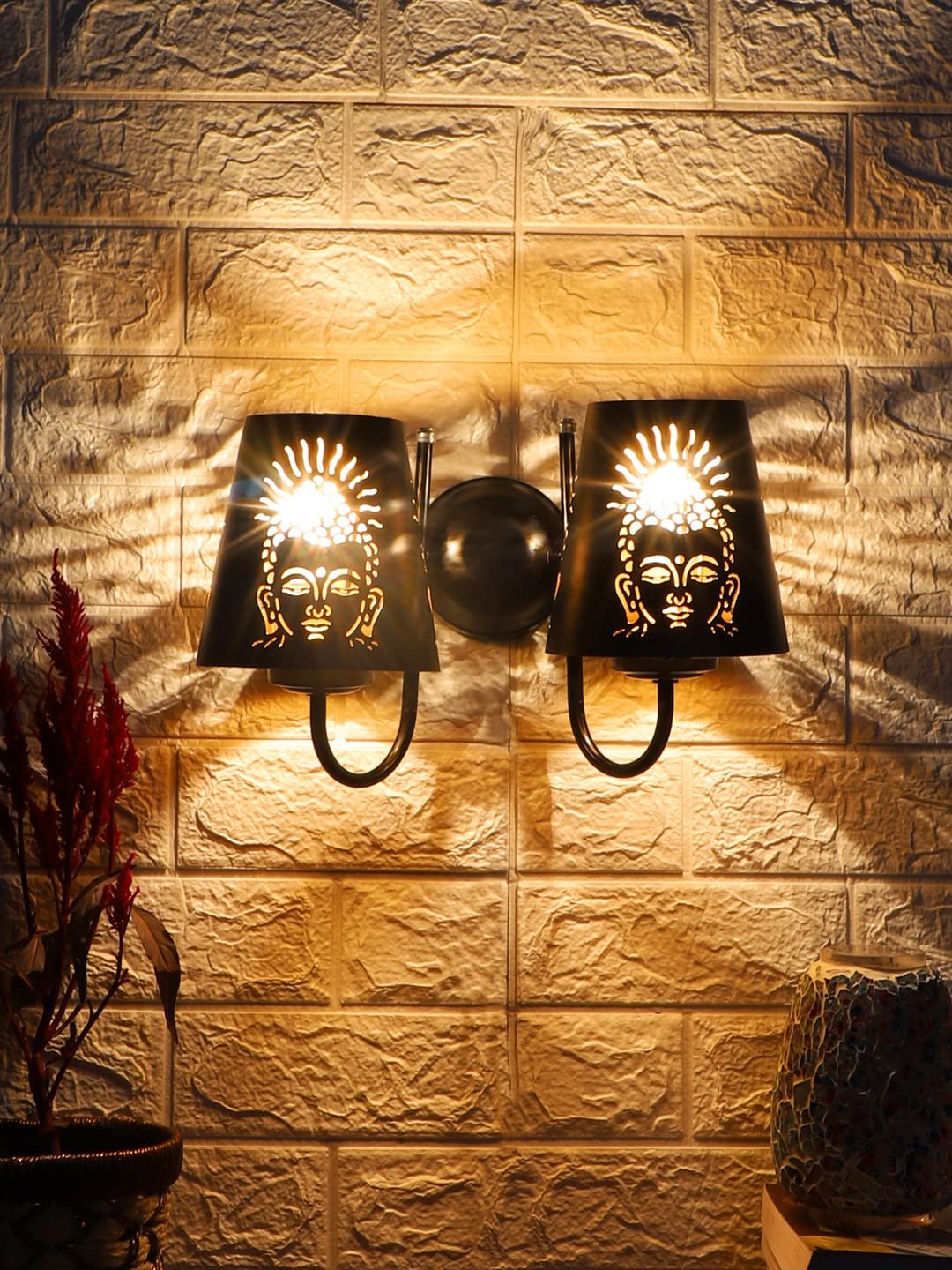 Multicolor Wall Lamp | Elegant Metal Material | Stylish Ambient Light for Home, Office, Living Room, Bedroom, Hallway | Modern Decorative Wall Sconce - Model IT18