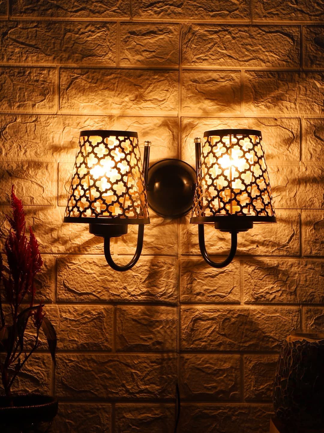 Multicolor Wall Lamp | Elegant Metal Material | Stylish Ambient Light for Home, Office, Living Room, Bedroom, Hallway | Modern Decorative Wall Sconce - Model IT21