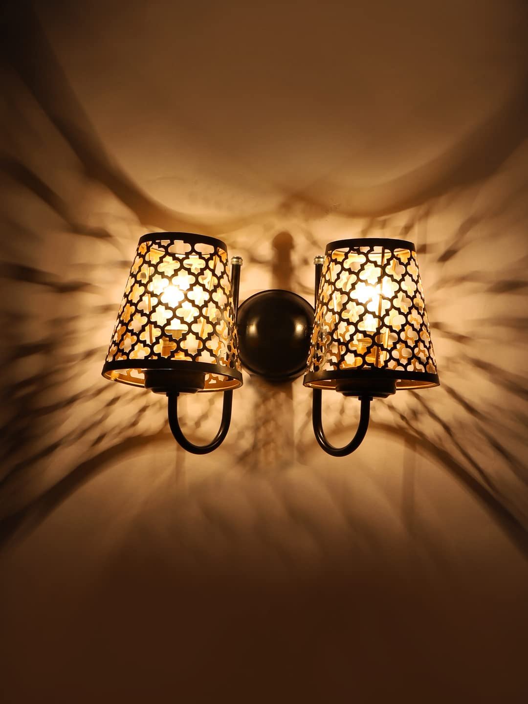 Multicolor Wall Lamp | Elegant Metal Material | Stylish Ambient Light for Home, Office, Living Room, Bedroom, Hallway | Modern Decorative Wall Sconce - Model IT21