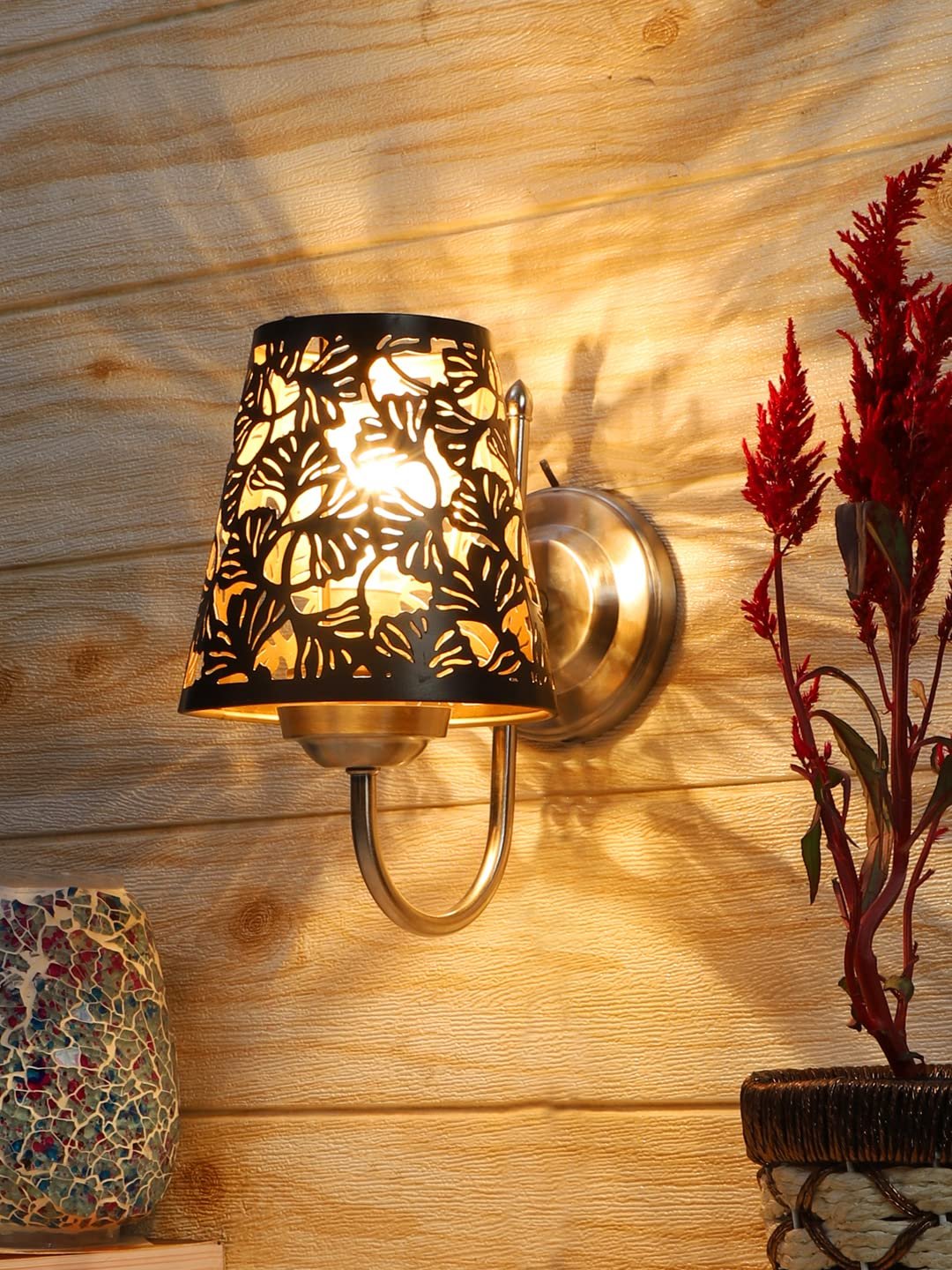 Multicolor Wall Lamp | Elegant Metal Material | Stylish Ambient Light for Home, Office, Living Room, Bedroom, Hallway | Modern Decorative Wall Sconce - Model IT30
