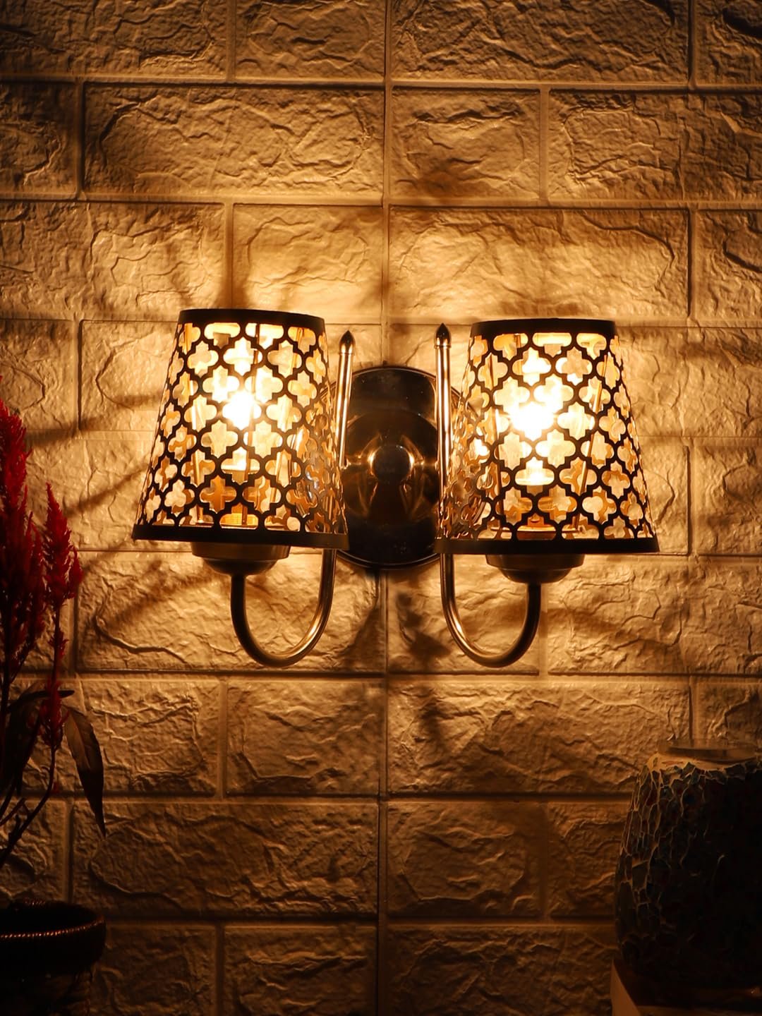 Multicolor Wall Lamp | Elegant Metal Material | Stylish Ambient Light for Home, Office, Living Room, Bedroom, Hallway | Modern Decorative Wall Sconce - Model IT37