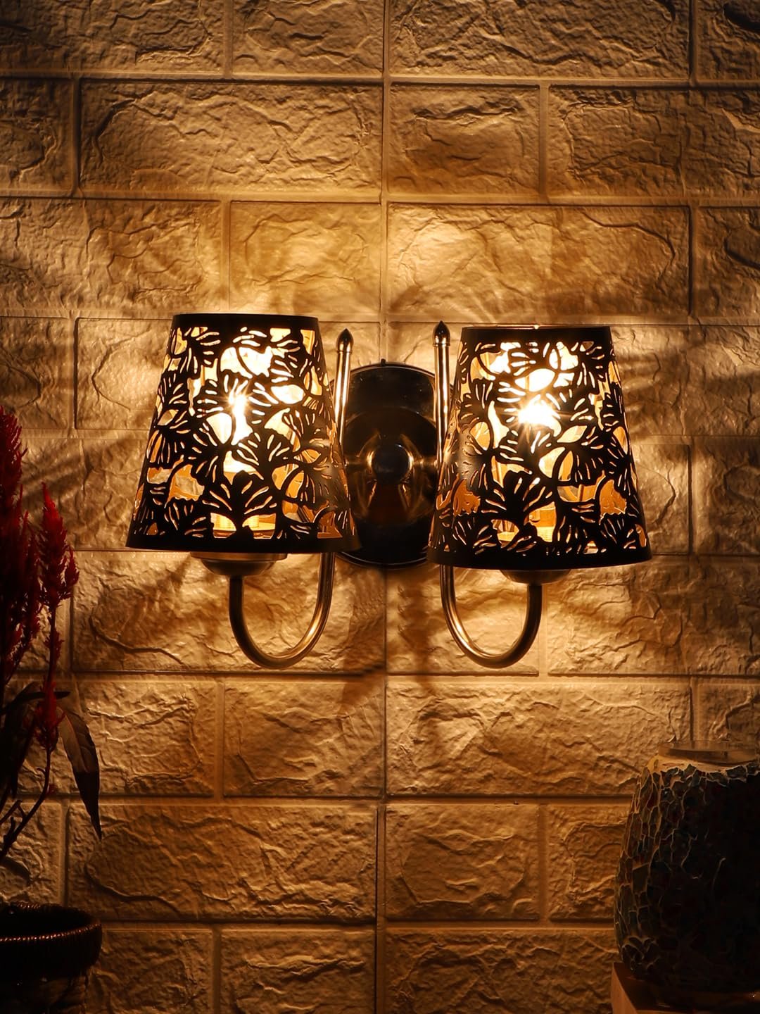 Multicolor Wall Lamp | Elegant Metal Material | Stylish Ambient Light for Home, Office, Living Room, Bedroom, Hallway | Modern Decorative Wall Sconce - Model IT38