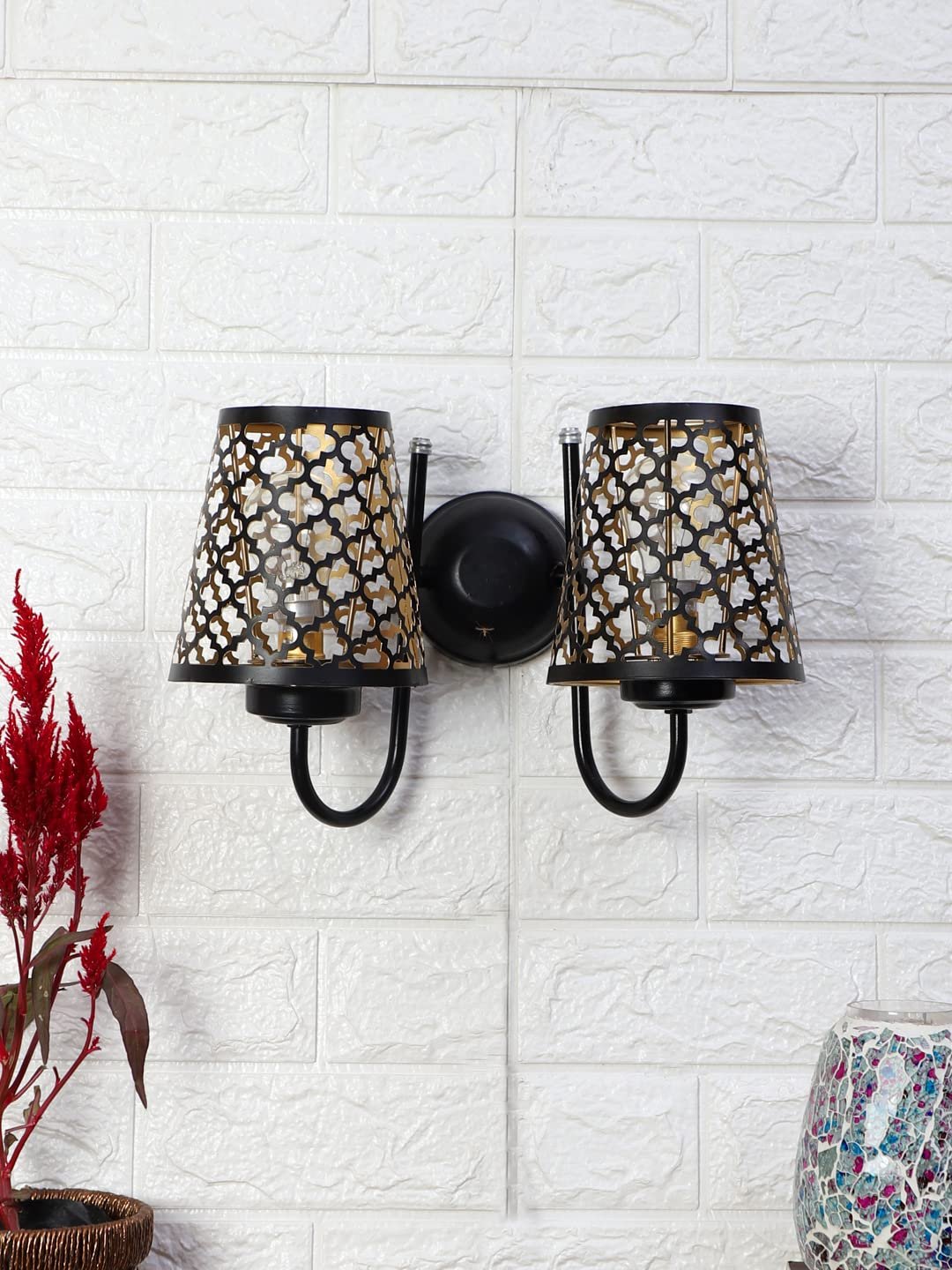 Dual Etched Diamond Wall Mounted Lamp with Iron Base