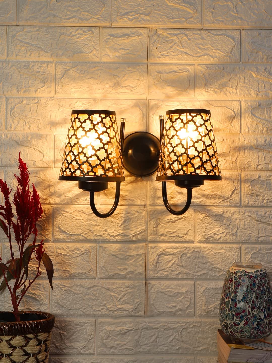 Dual Etched Diamond Wall Mounted Lamp with Iron Base