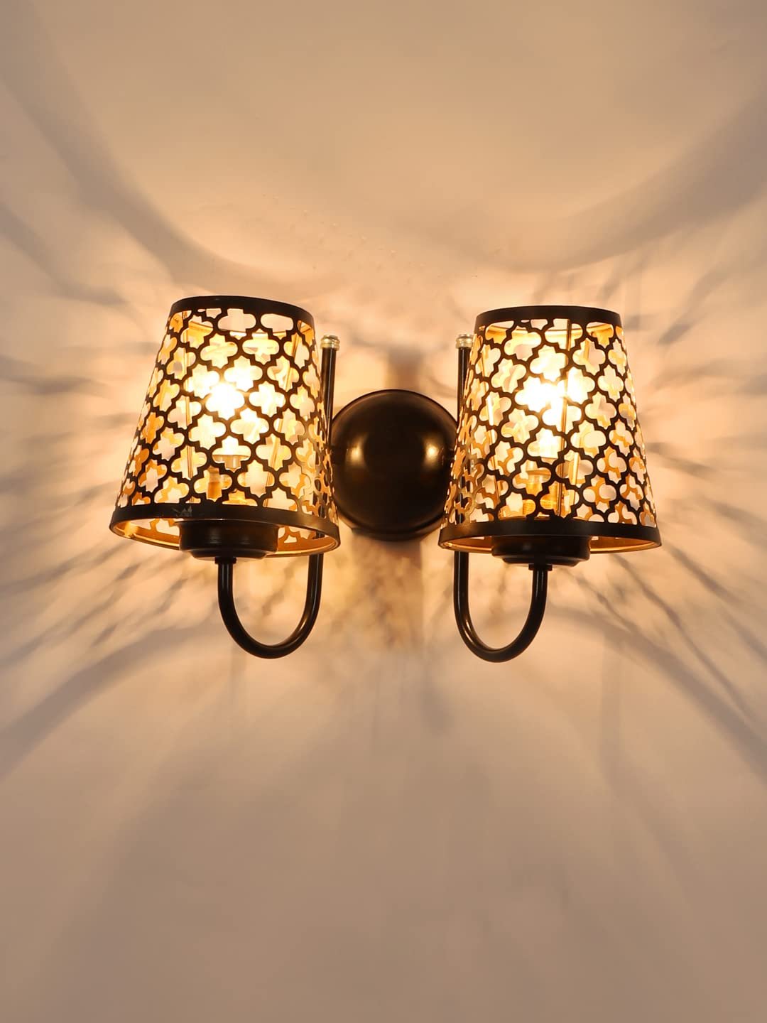 Dual Etched Diamond Wall Mounted Lamp with Iron Base