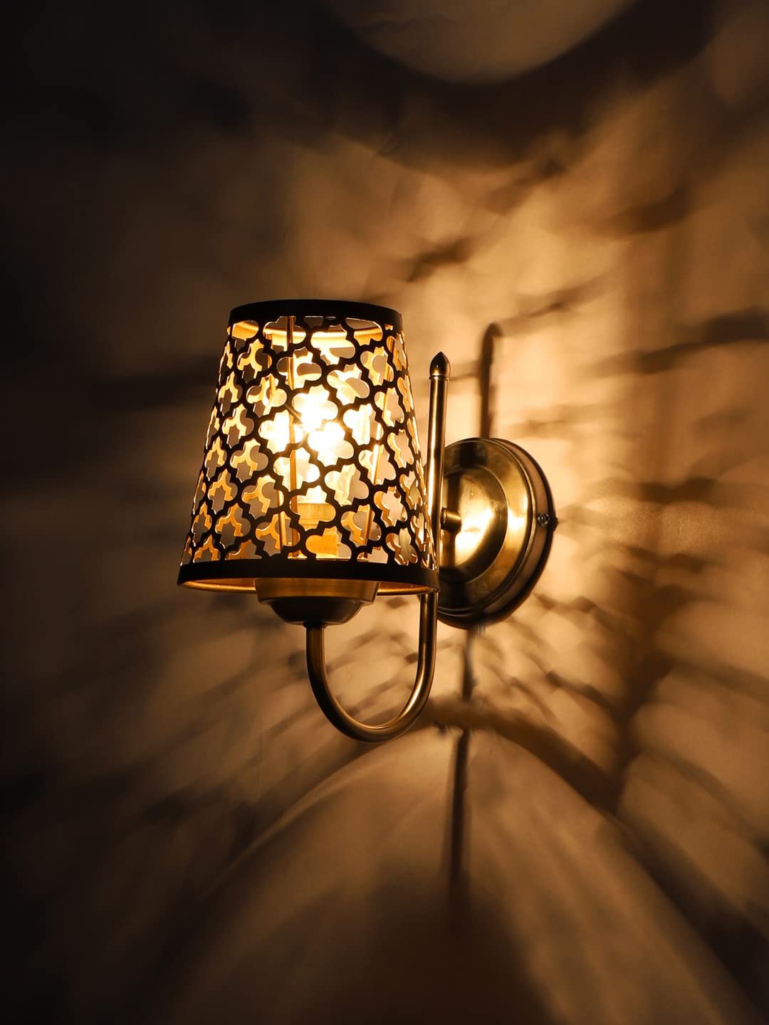 Etched Diamond Wall Mounted Lamp with Steel Base(JH29)