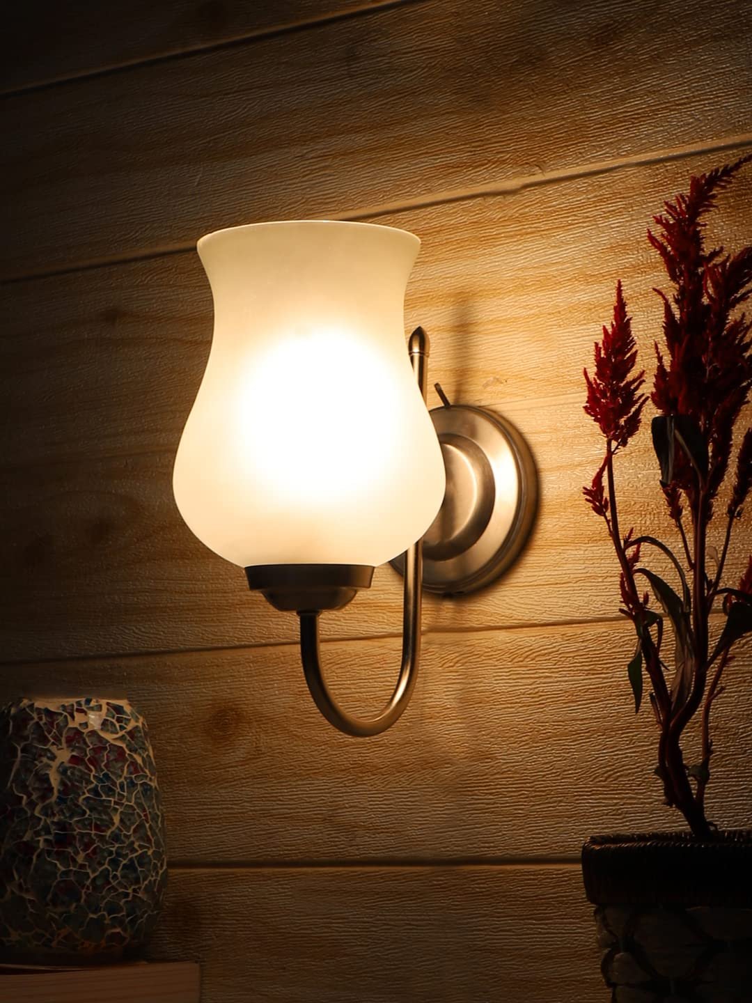 Milky Glass Wall Mounted Lamp with Steel Base(JH32)