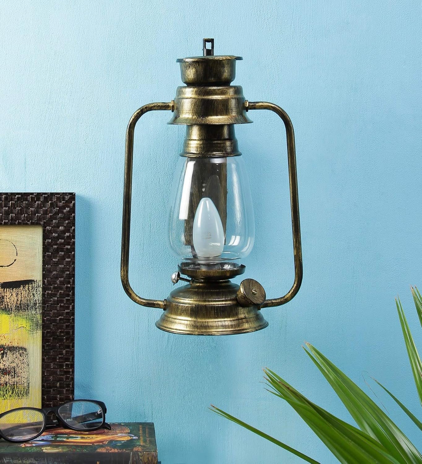 Glass Lantern Wall Mounted Lamp (Golden Clear)