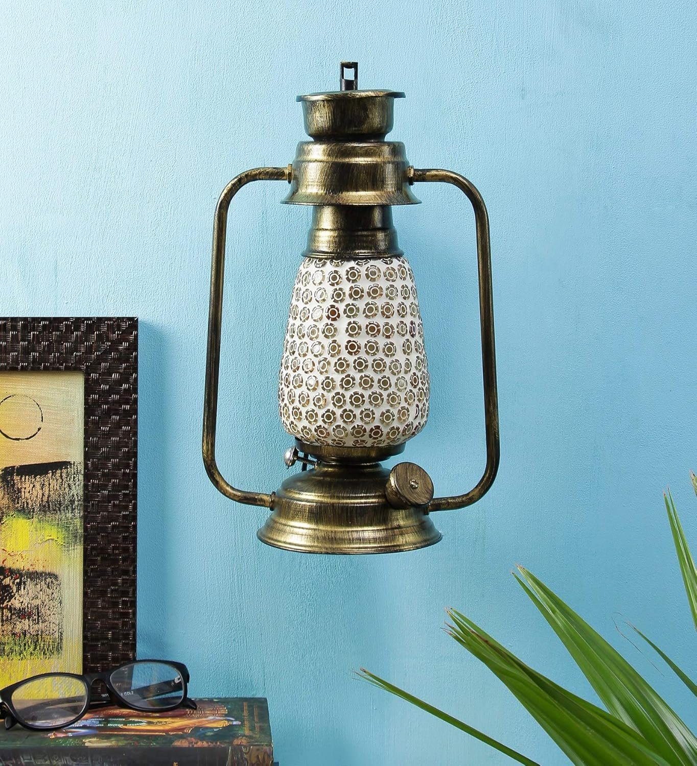 Golden Mosaic Glass Lantern Wall Mounted Lamp (Multicolor)