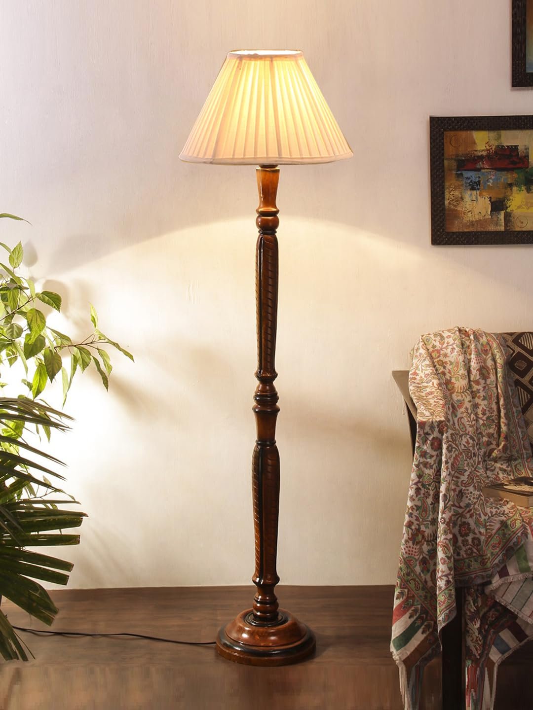 Straight Pleated Off-White Cotton Wooden Floor Lamp -31