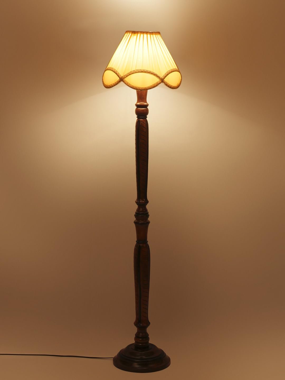 Vintage Off-White Cotton Wooden Floor Lamp -37