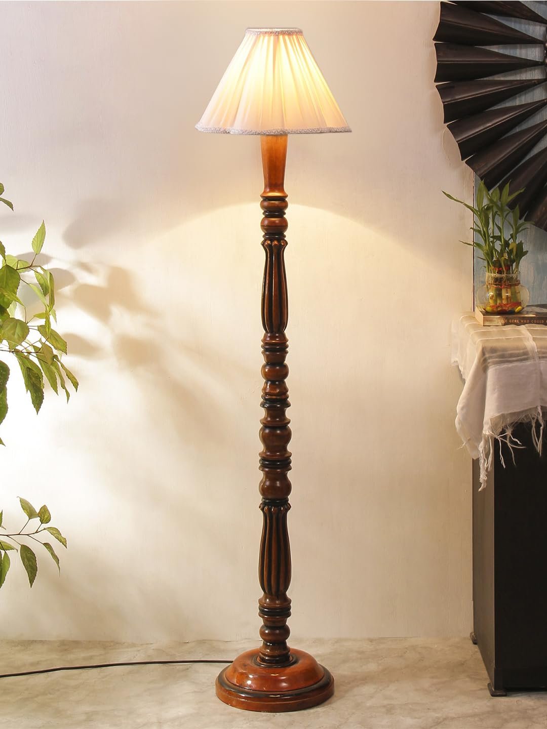Vintage Cotton Shade Wood Floor Lamp -40