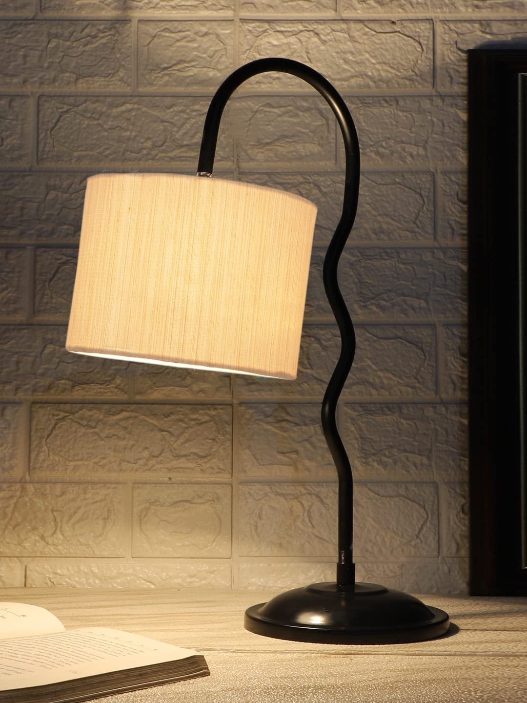 Cotton Zig Zag Curvy Table Lamp with Iron Base for Home/Office/Gifting - (Size : 13x7x18.9Inches, Colour : Off-White)(SP23)