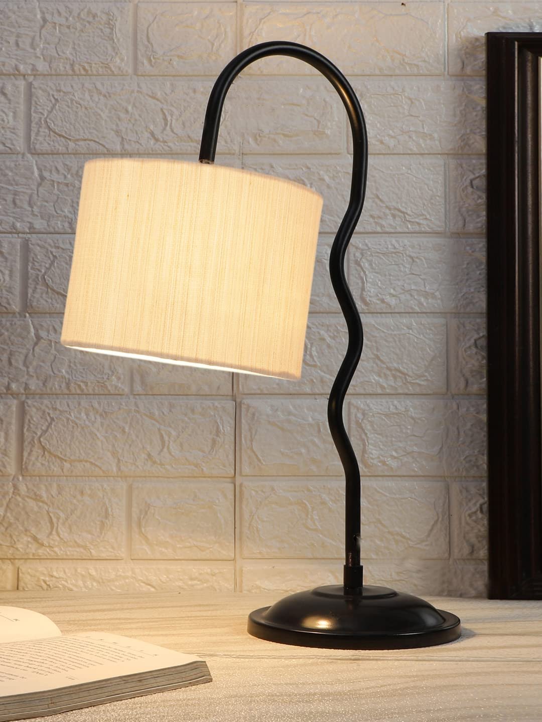 Cotton Zig Zag Curvy Table Lamp with Iron Base for Home/Office/Gifting - (Size : 13x7x18.9Inches, Colour : Off-White)(SP23)