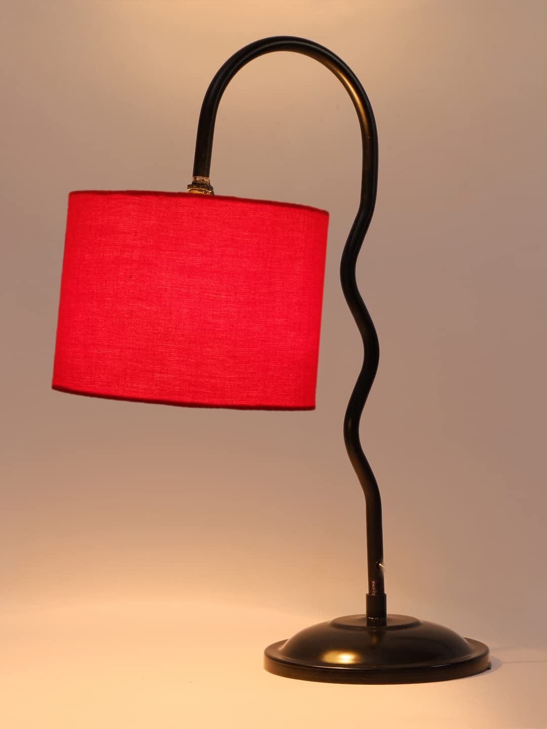Cotton Zig Zag Curvy Table lamp with Iron Base for Home/Office/Gifting - (Size : 13x7x18.9, Colour : Red) (SP25)