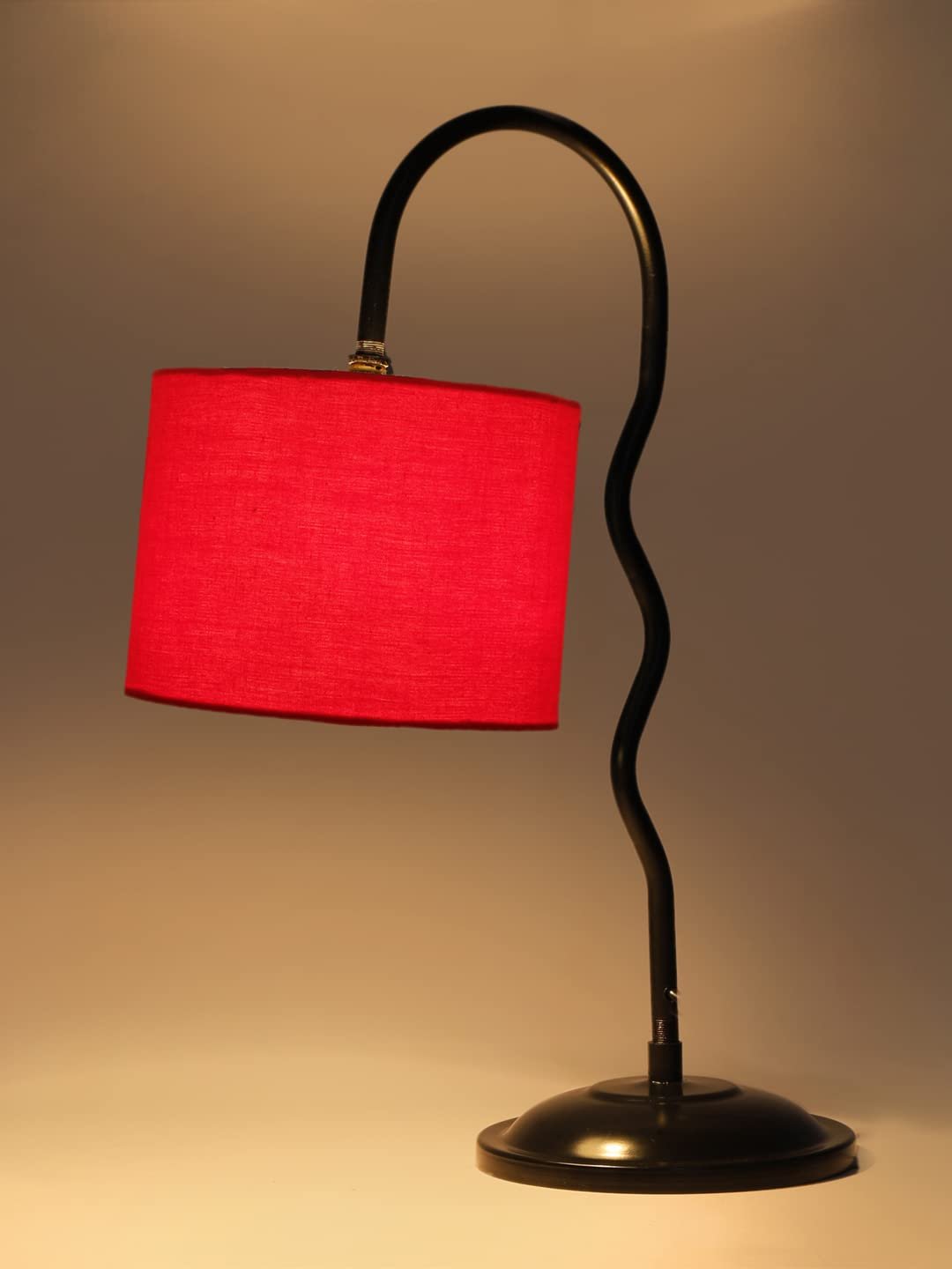 Cotton Zig Zag Curvy Table lamp with Iron Base for Home/Office/Gifting - (Size : 13x7x18.9, Colour : Red) (SP25)