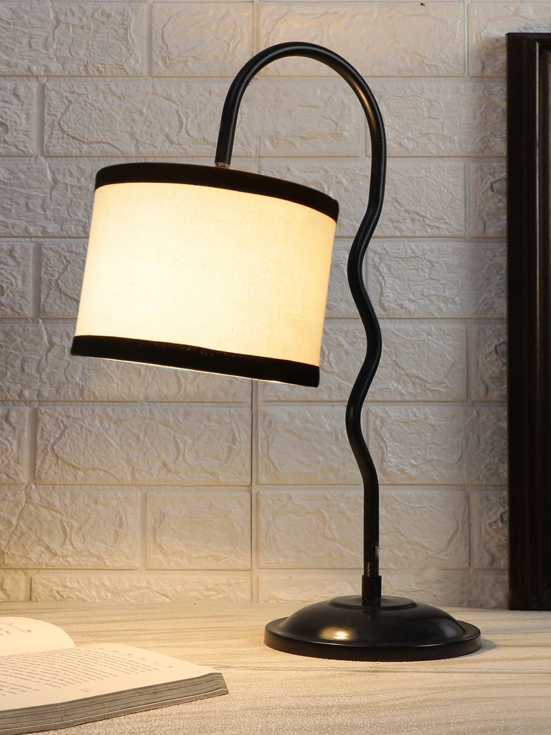 Cotton Zig Zag Curvy Table lamp with Iron Base for Home/Office/Gifting - (Size : 13x7x18.9Inches, Colour : Multi) (SP29)