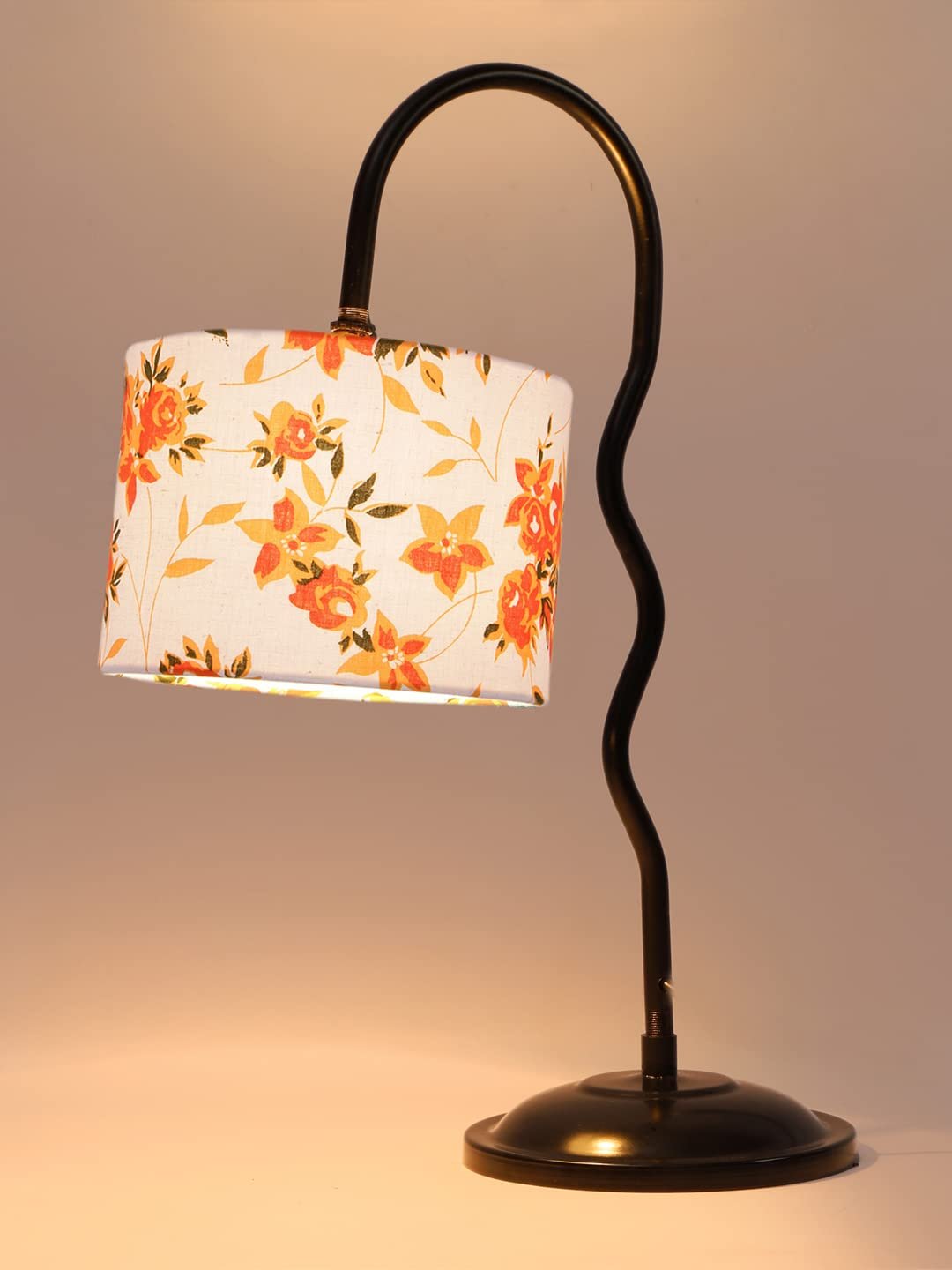 Cotton Zig Zag Curvy Table lamp with Iron Base for Home/Office/Gifting - (Size : 13x7x18.9, Colour : Multi) (SP36)