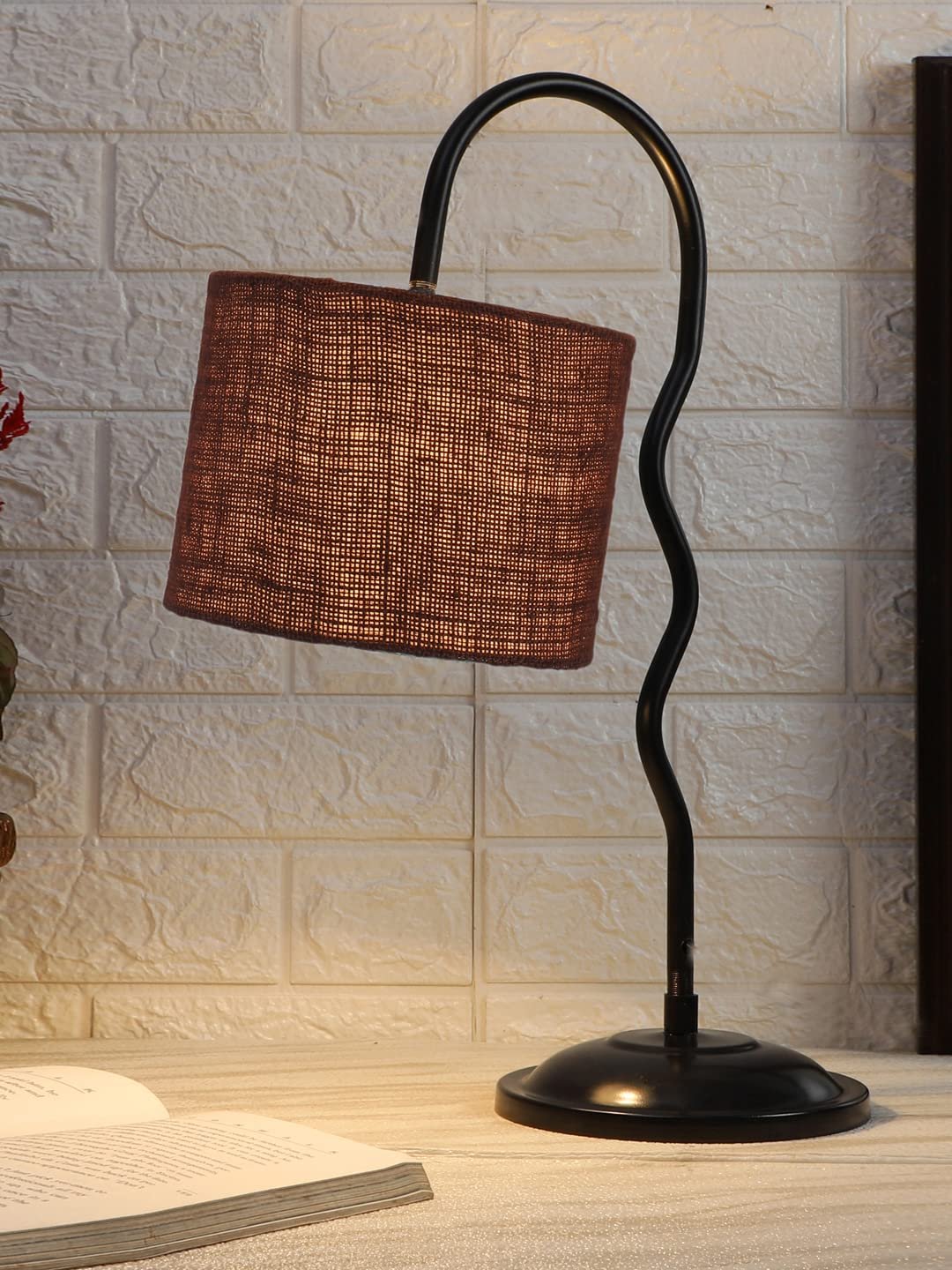 Jute Zig Zag Curvy Table Lamp with Iron Base for Home/Office/Gifting - (Size : 13x7x18.9, Colour : Brown) (SP39)