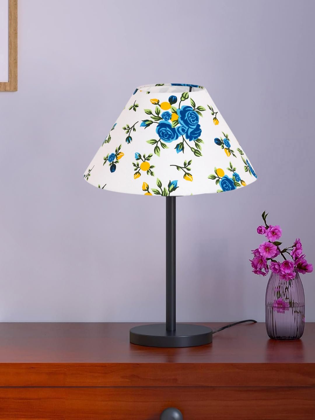 Black Night Table Lamp for Bedroom | Elegant Bedside Lamp with Warm LED Light & Stylish Design - Model VD34