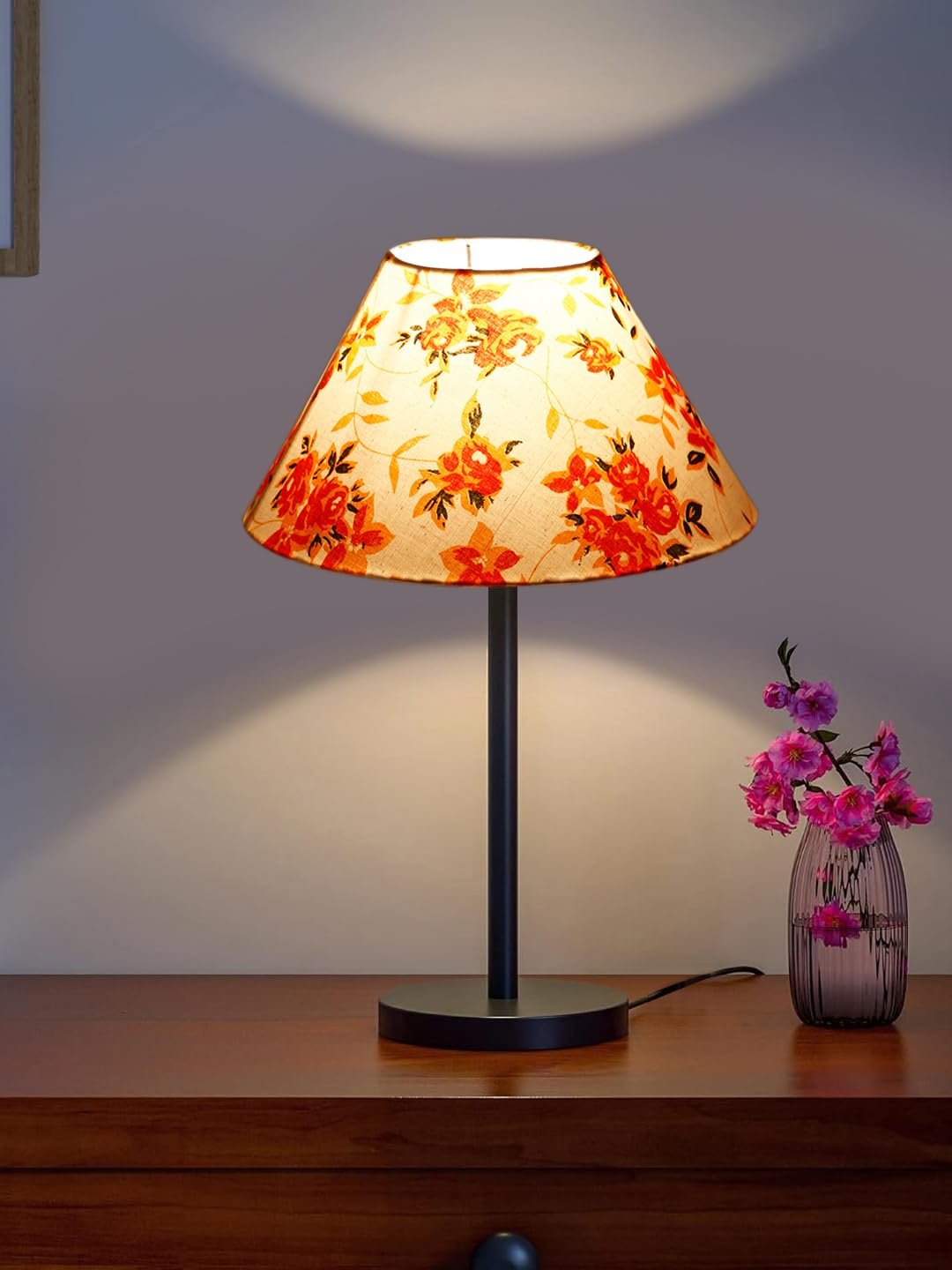 Black Night Table Lamp for Bedroom | Elegant Bedside Lamp with Warm LED Light & Stylish Design - Model VD35