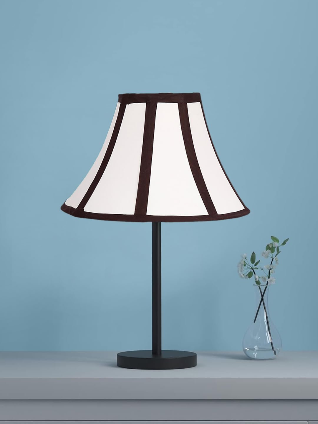 Black Night Table Lamp for Bedroom | Elegant Bedside Lamp with Warm LED Light & Stylish Design - Model VD40