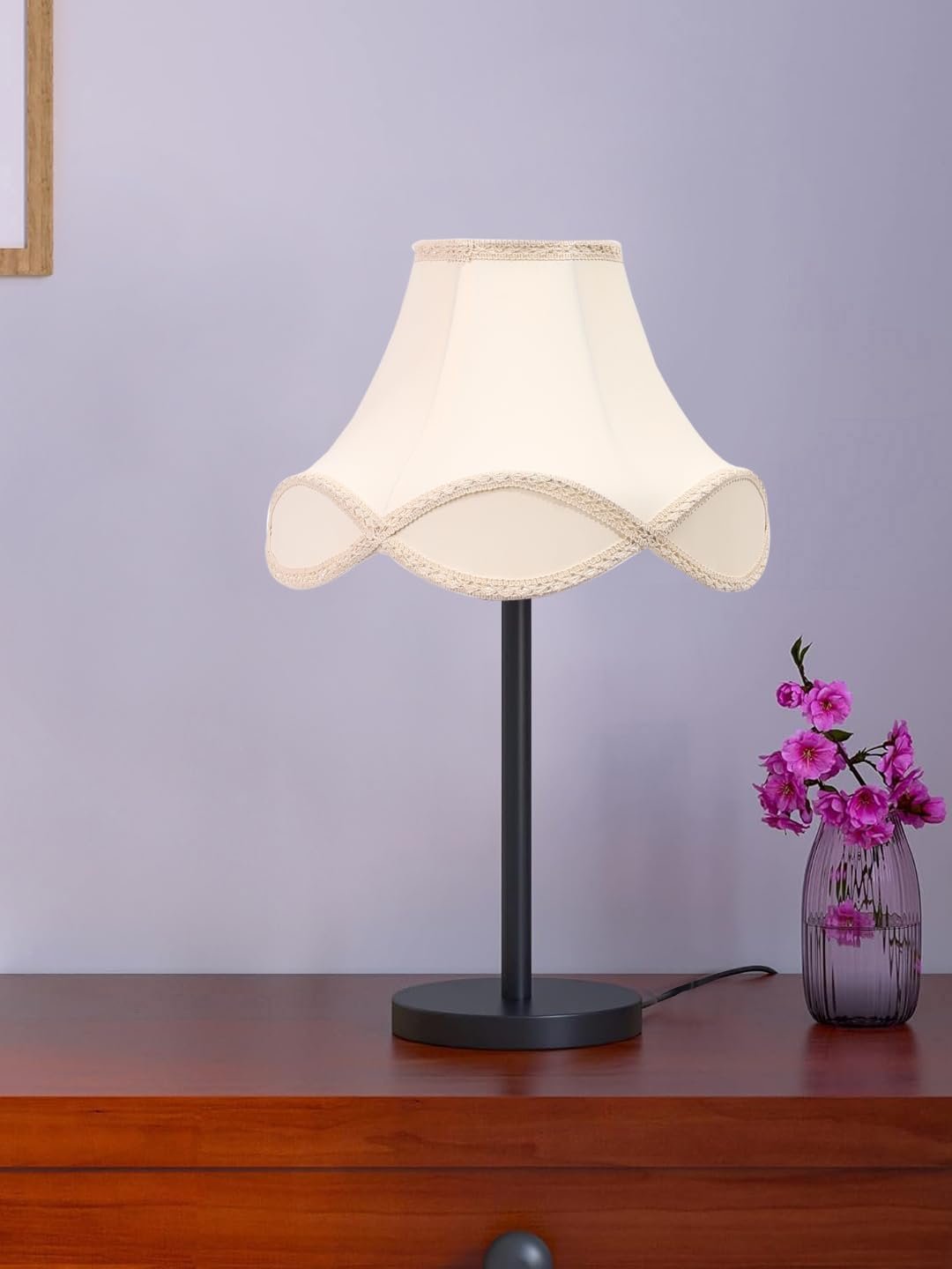 Black Night Table Lamp for Bedroom | Elegant Bedside Lamp with Warm LED Light & Stylish Design - Model VD45