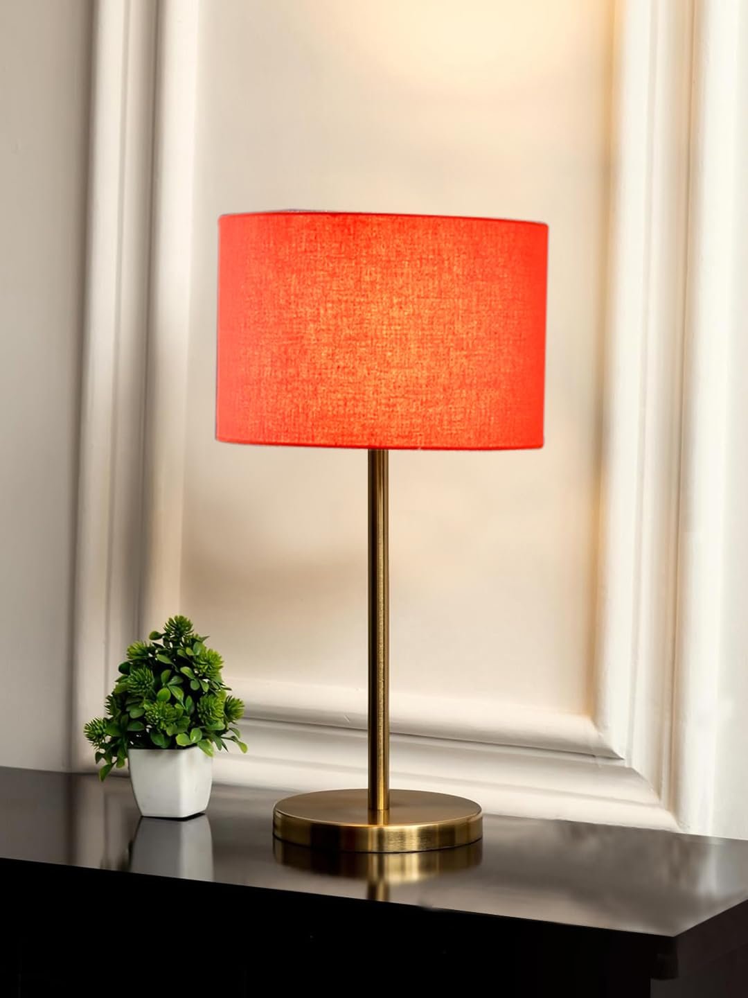 Gold Night Table Lamp for Bedroom | Elegant Bedside Lamp with Warm LED Light & Stylish Design - Model VE