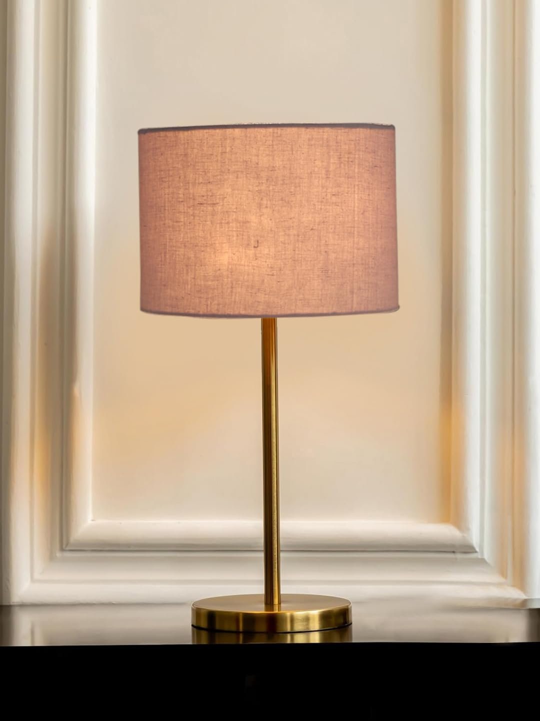 Gold Night Table Lamp for Bedroom | Elegant Bedside Lamp with Warm LED Light & Stylish Design - Model VE07