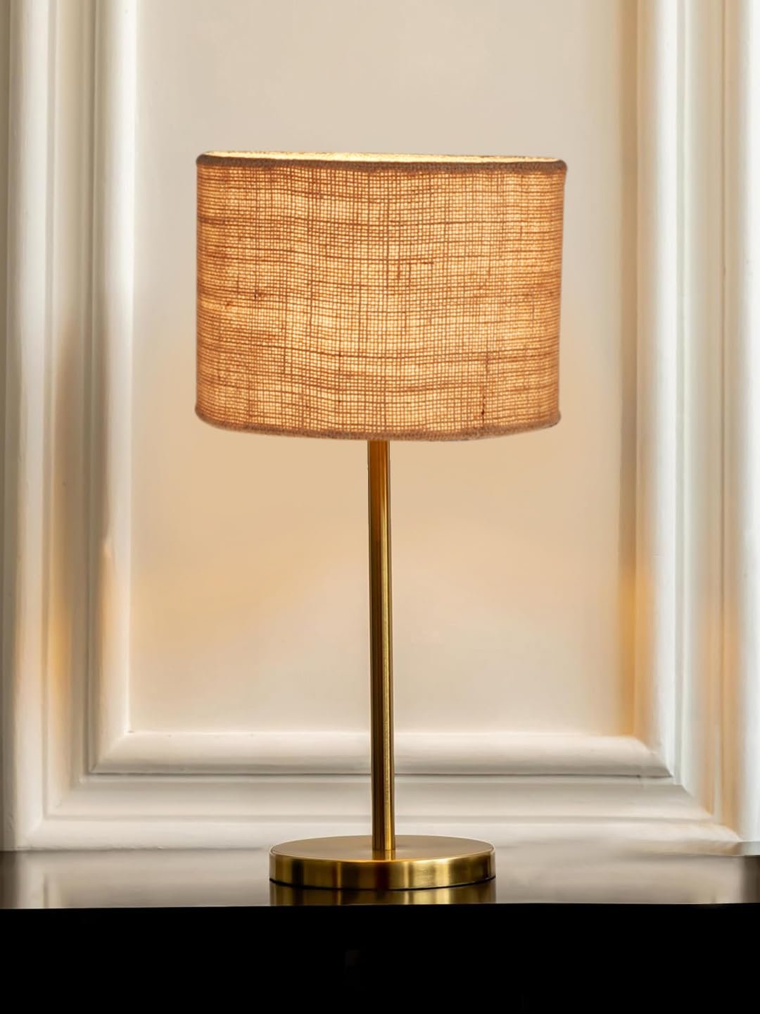 Gold Night Table Lamp for Bedroom | Elegant Bedside Lamp with Warm LED Light & Stylish Design - Model VE09