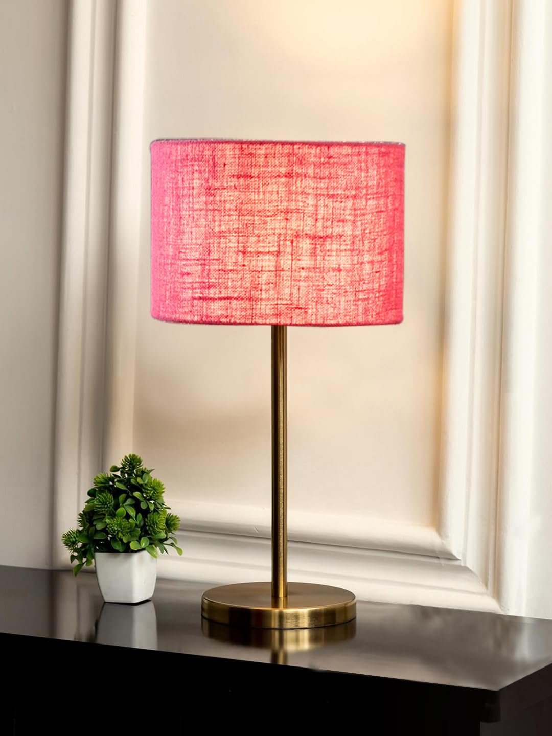Gold Night Table Lamp for Bedroom | Elegant Bedside Lamp with Warm LED Light & Stylish Design - Model VE11