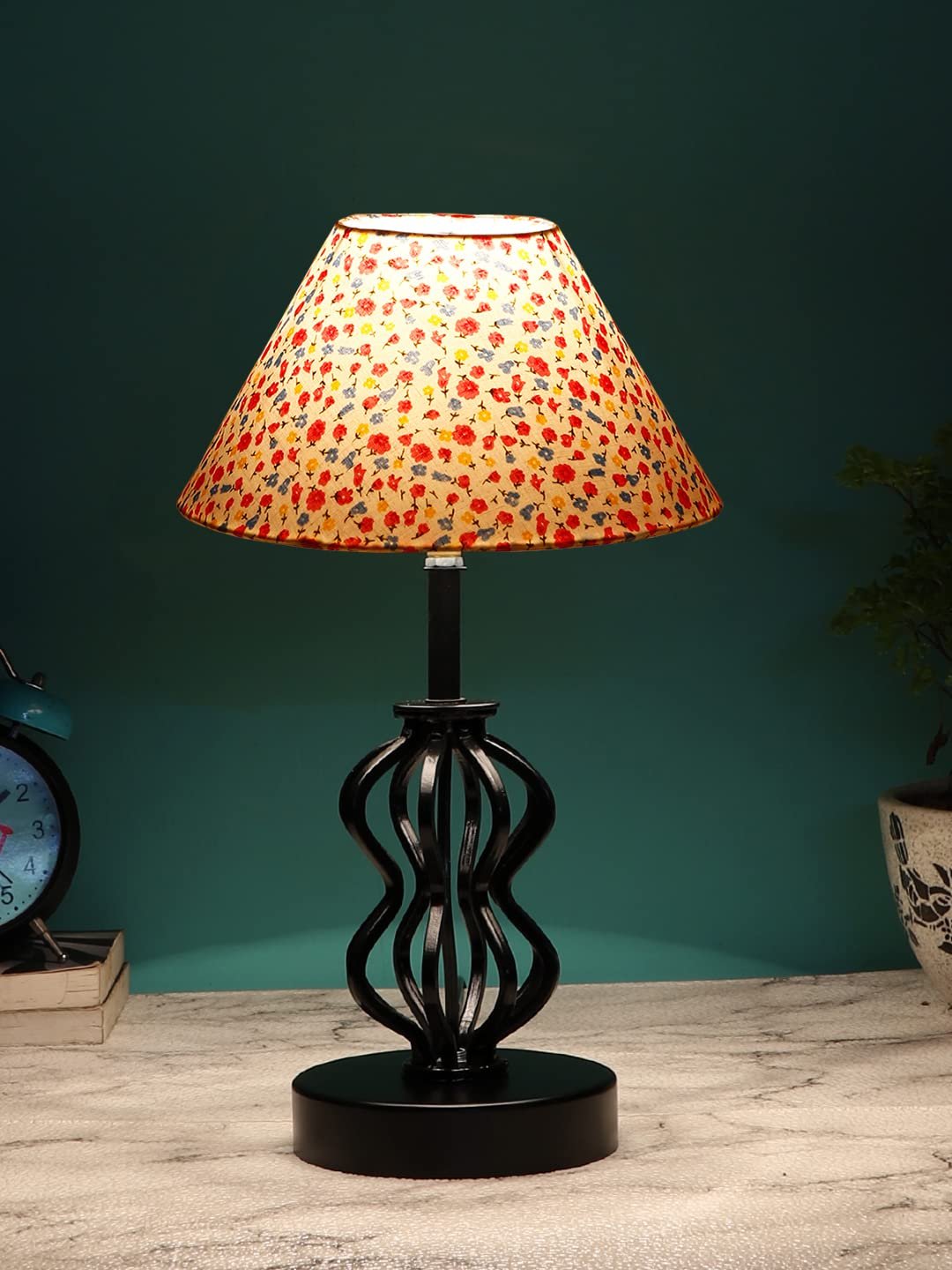 Multicolor Cotton Table lamp with Iron Base(100)
