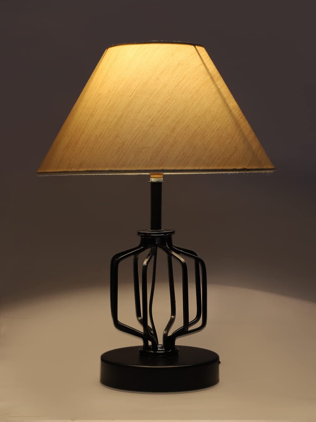 Off-White Cotton Table lamp with Iron Base(120)