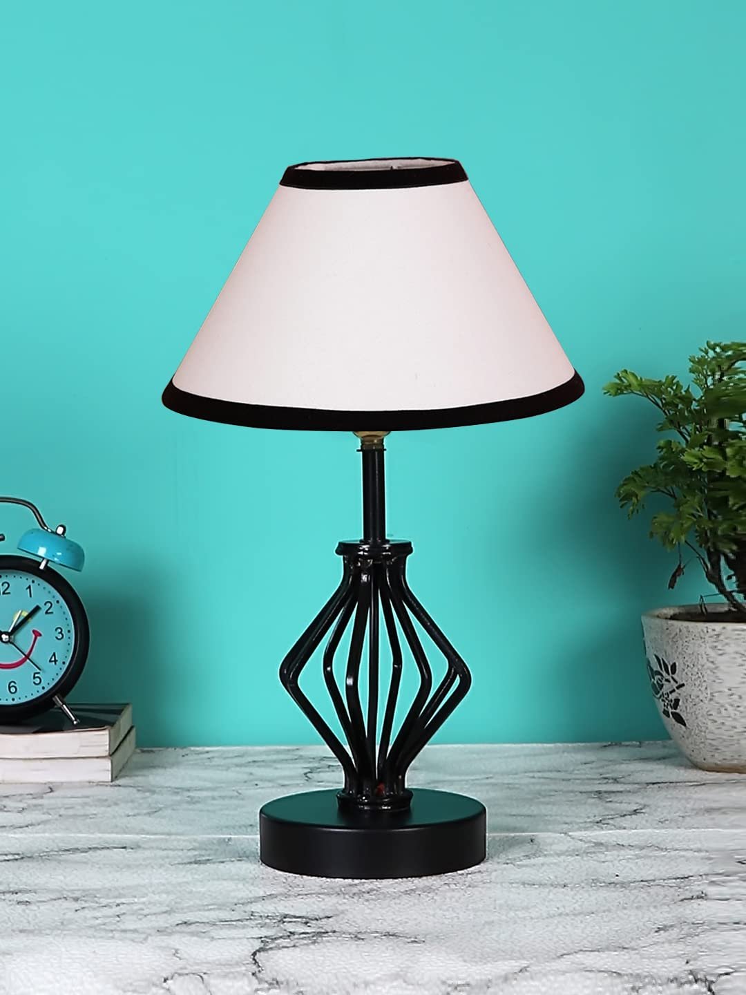 Multicolor Cotton Table lamp with Iron Base(160)
