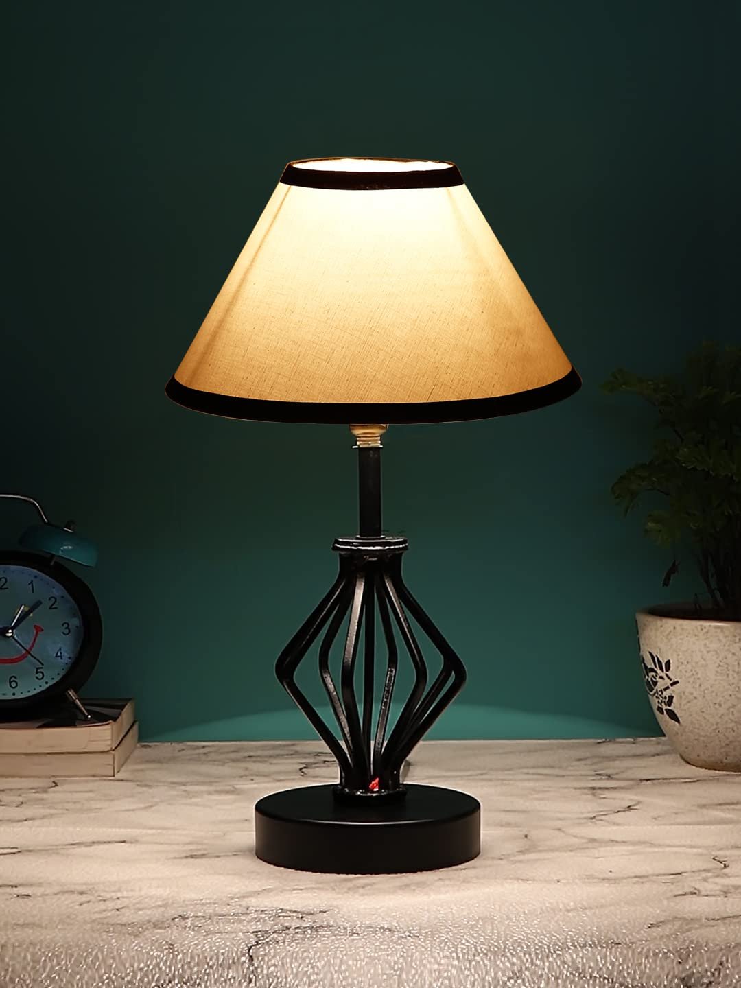 Multicolor Cotton Table lamp with Iron Base(160)