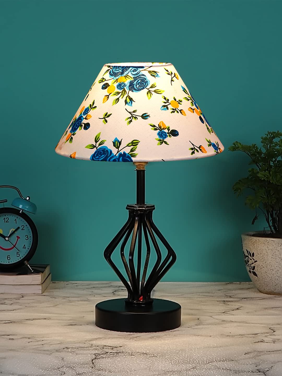 Multicolor Cotton Table lamp with Iron Base(166)