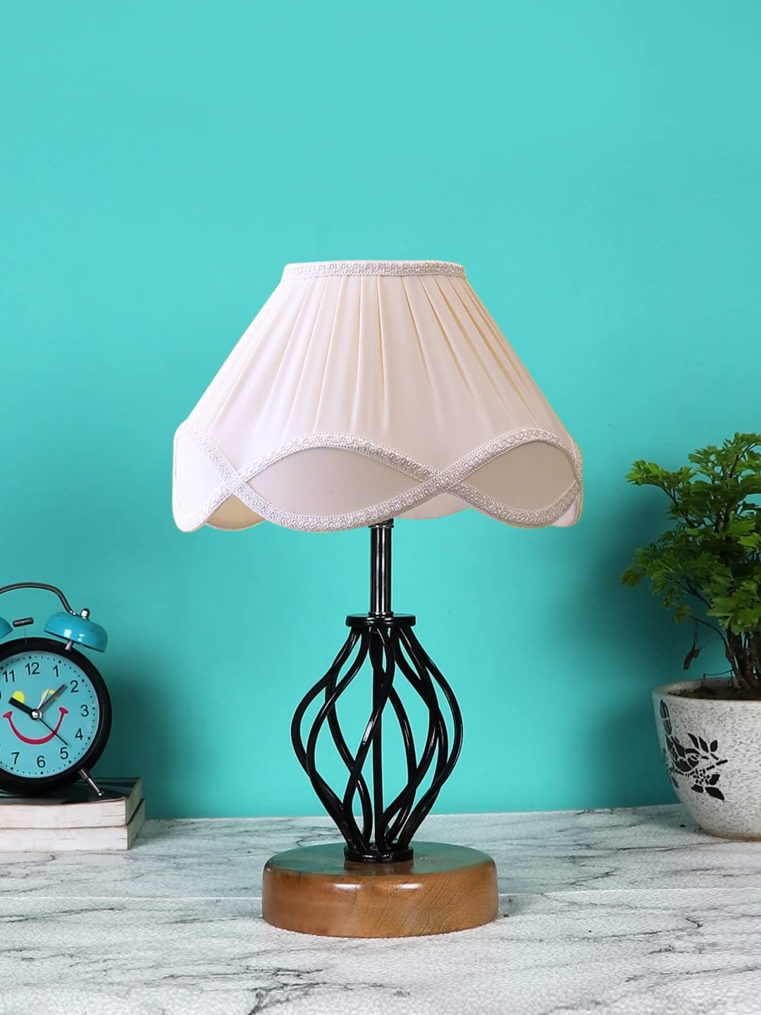 Vintage Off-White Shade Table lamp with Wood & Iron Base (16)