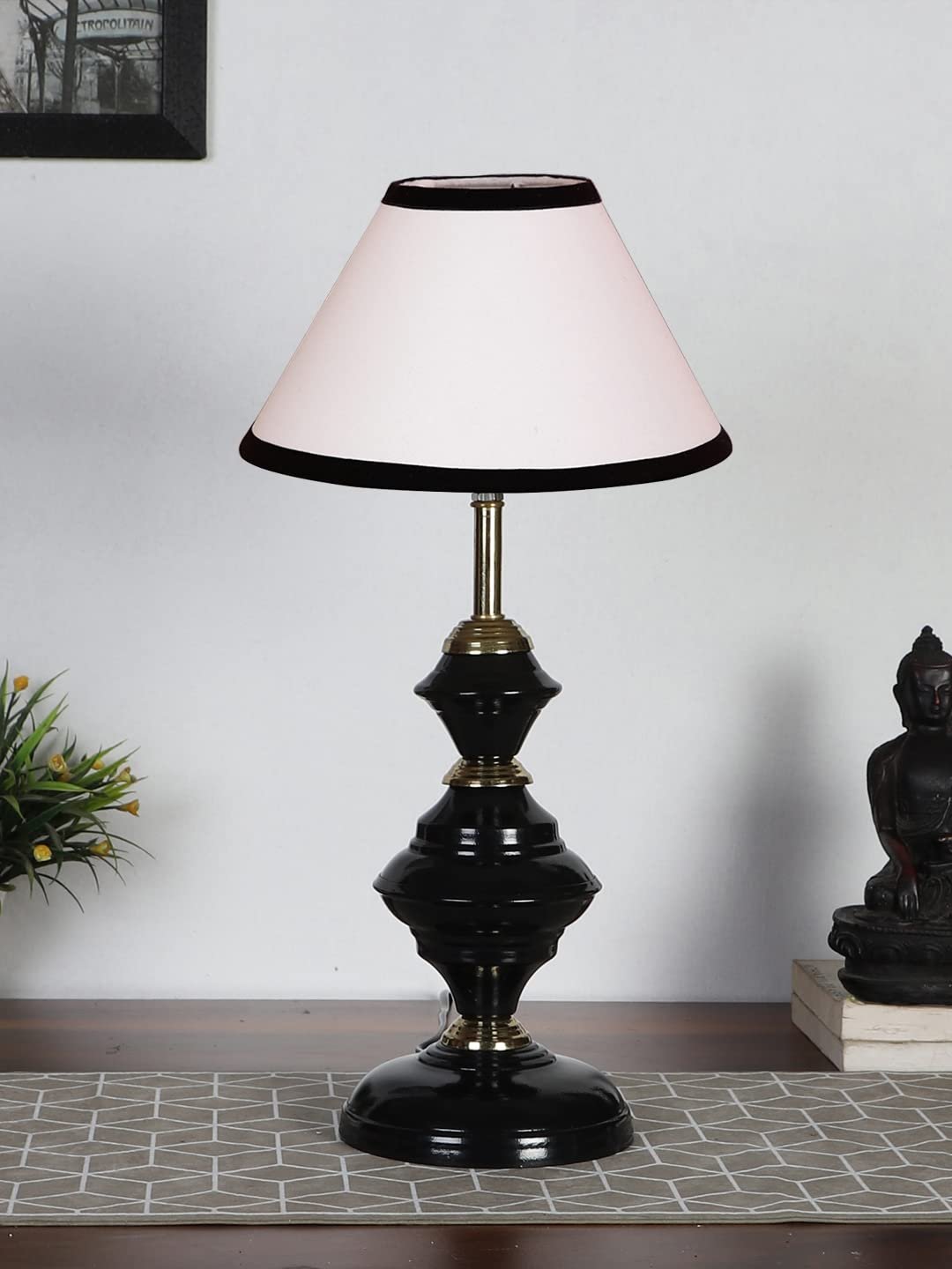 Multicolor Cotton Table lamp with Iron Base(211)